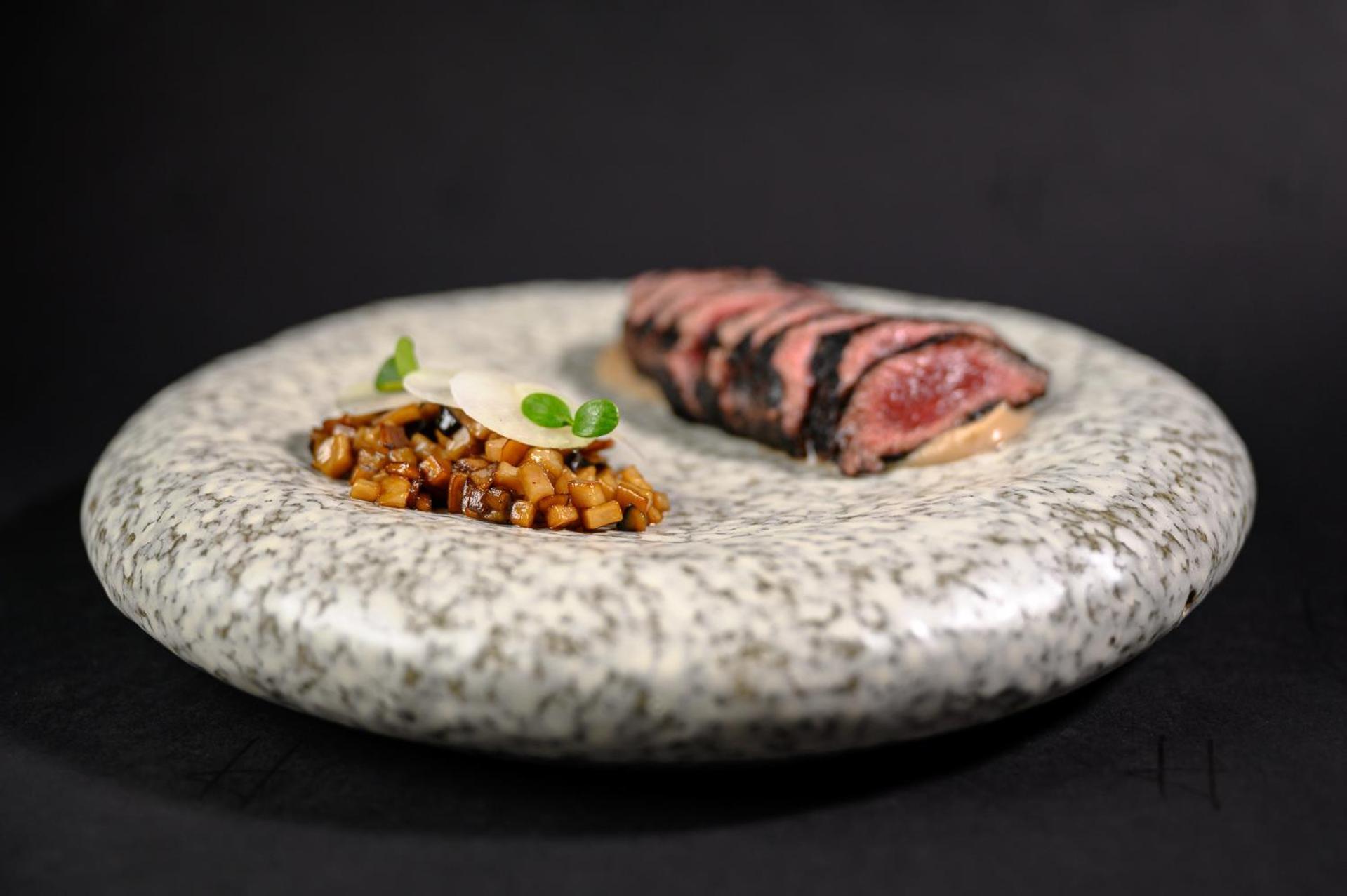 فندق بولمان ريغا أولد تاون المظهر الخارجي الصورة A dish from the restaurant