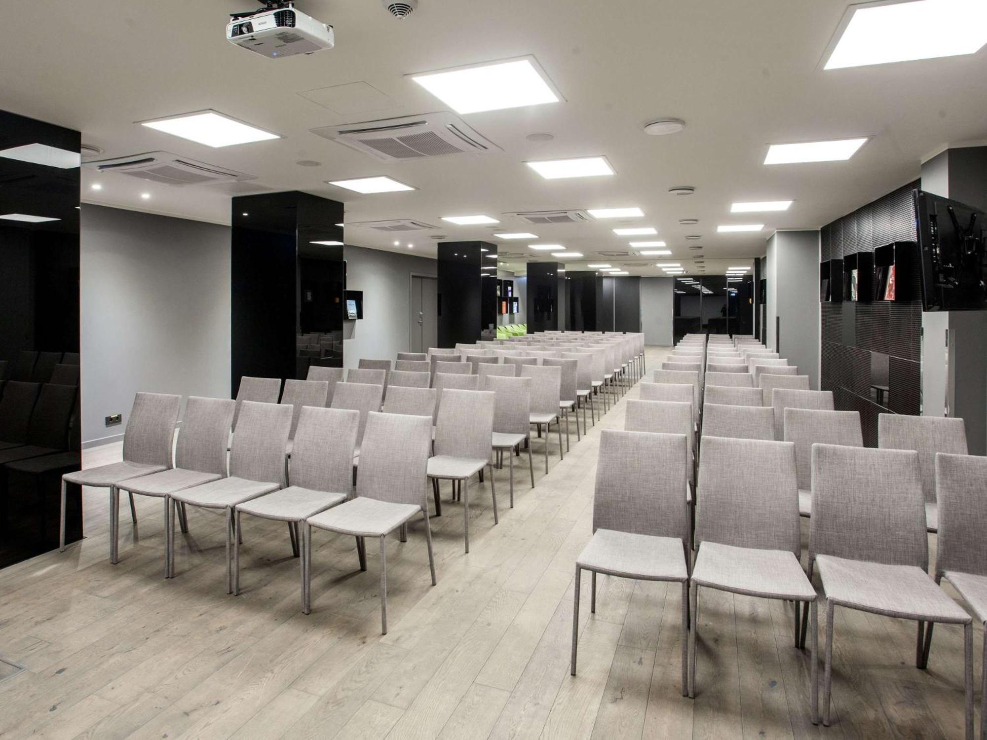 فندق بولمان ريغا أولد تاون المظهر الخارجي الصورة The main conference room