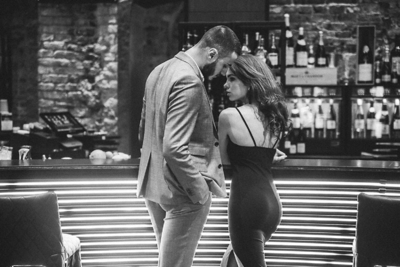 فندق بولمان ريغا أولد تاون المظهر الخارجي الصورة A couple in a nightclub